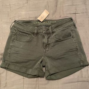 American Eagle Size 2 Army Green Jean Demin Shorts